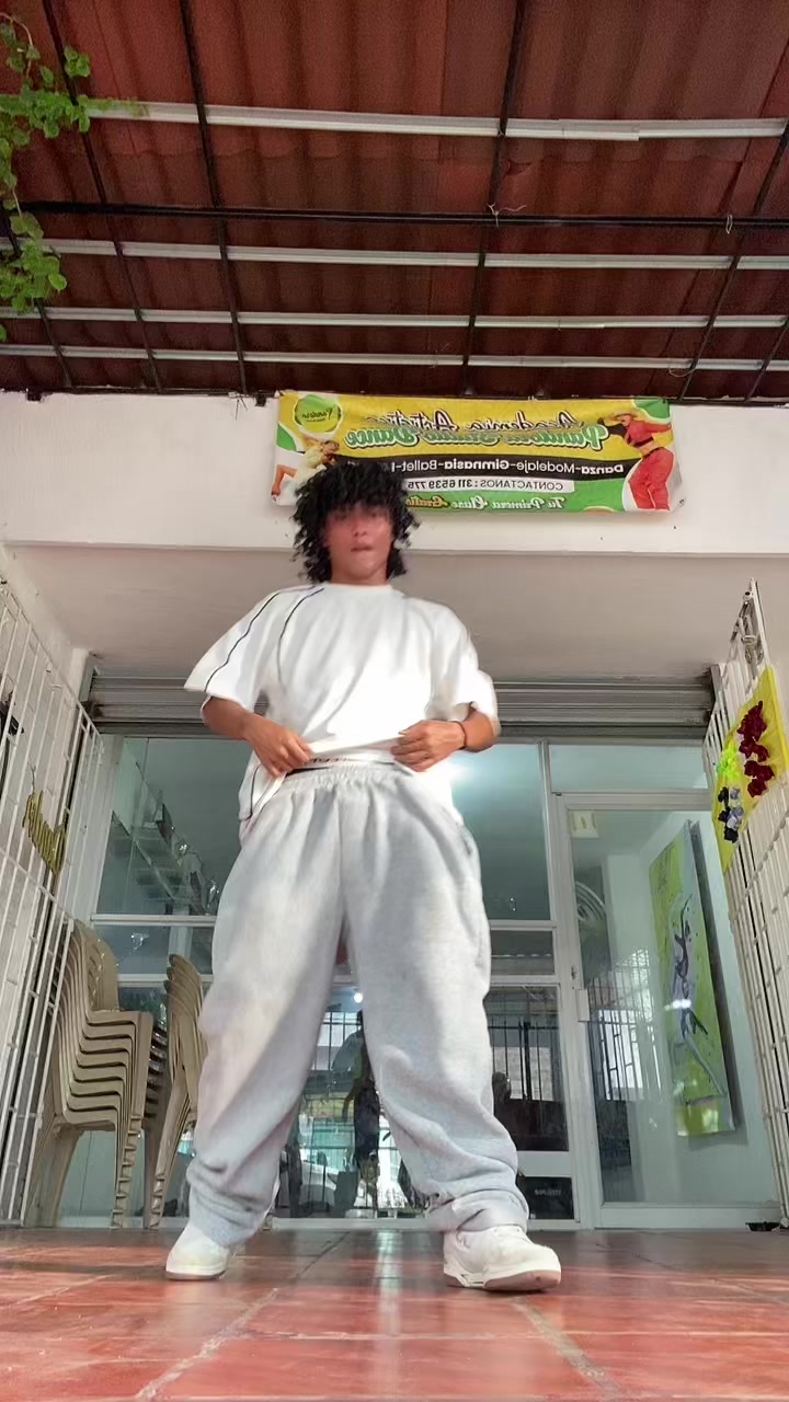 @JHOLDER 🕷️