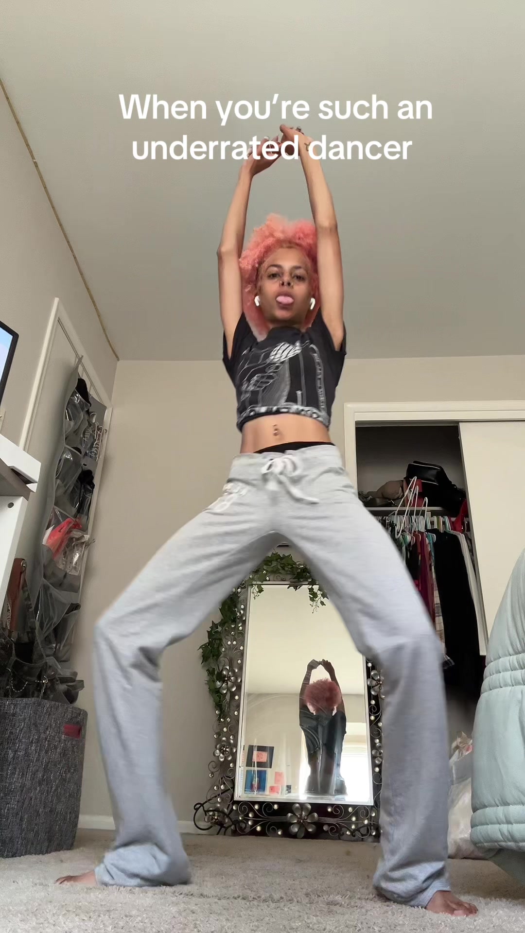 @nosmilingnini