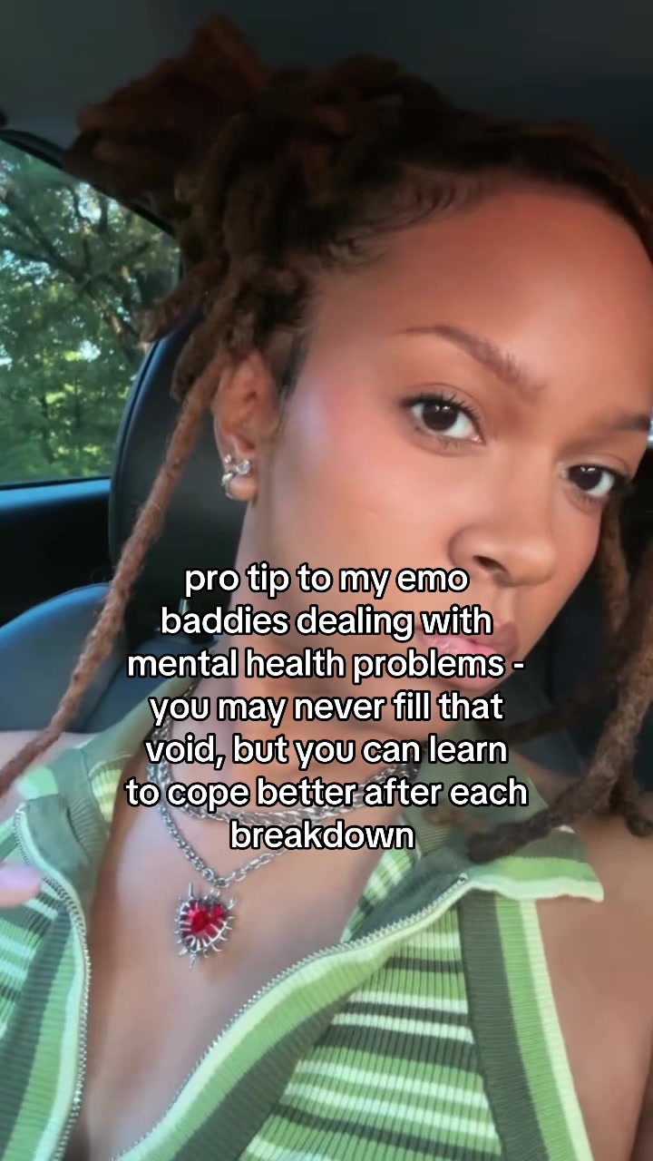 @Ella B.