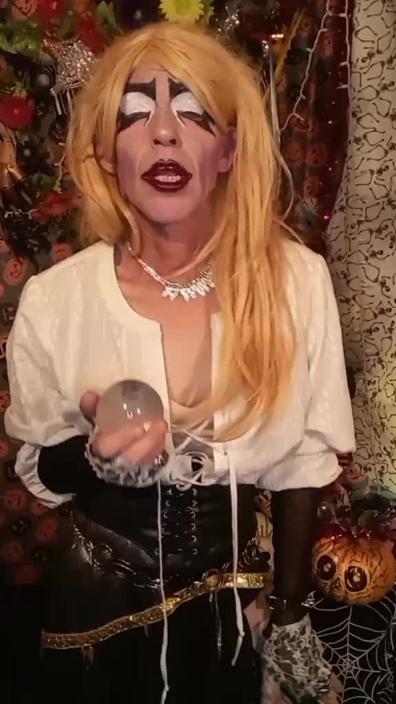 @VEXcosplayMUA
