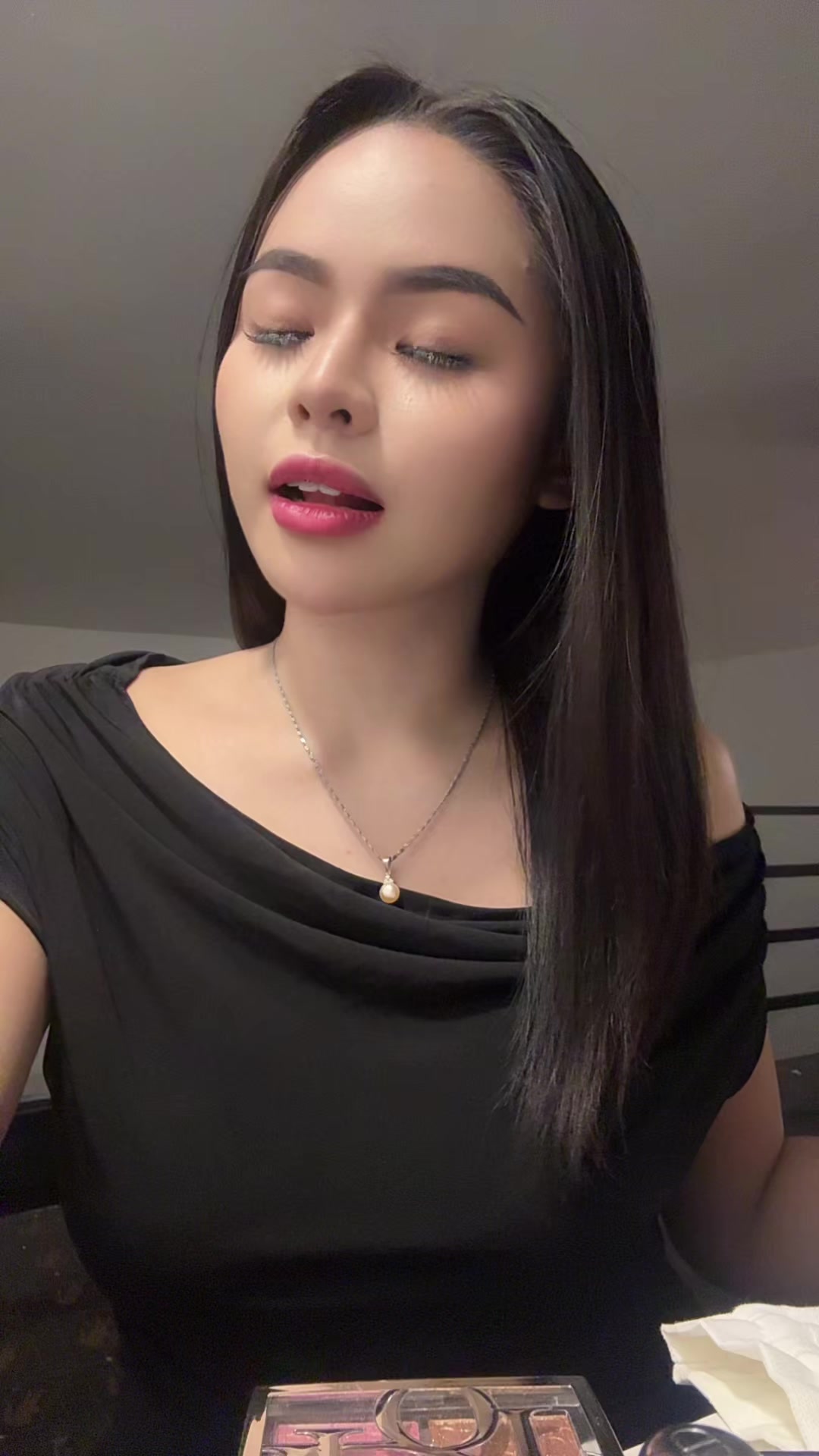 @Adine