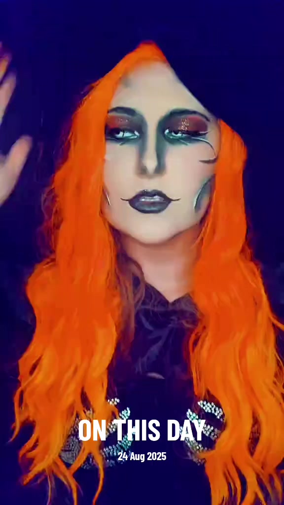 @stinafoxy