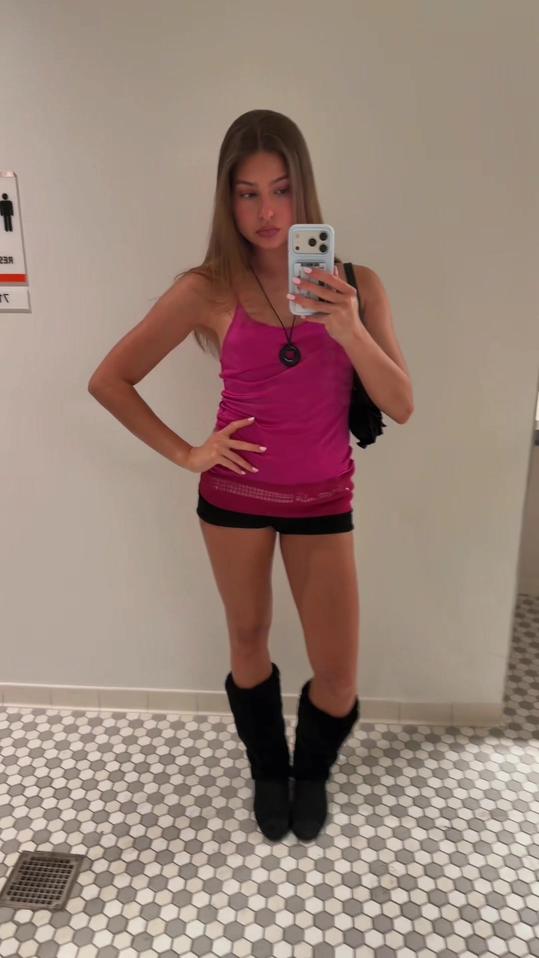 @Nina Tomasello