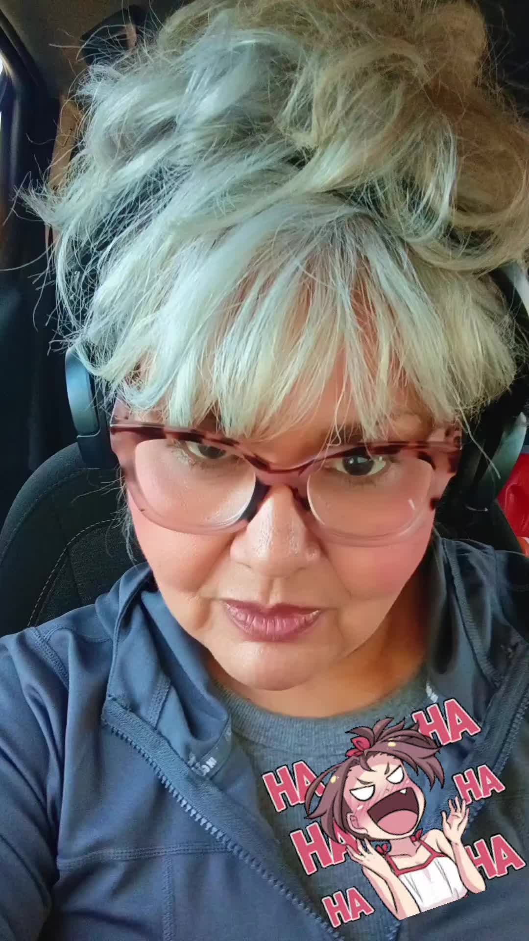 @Elena Flores