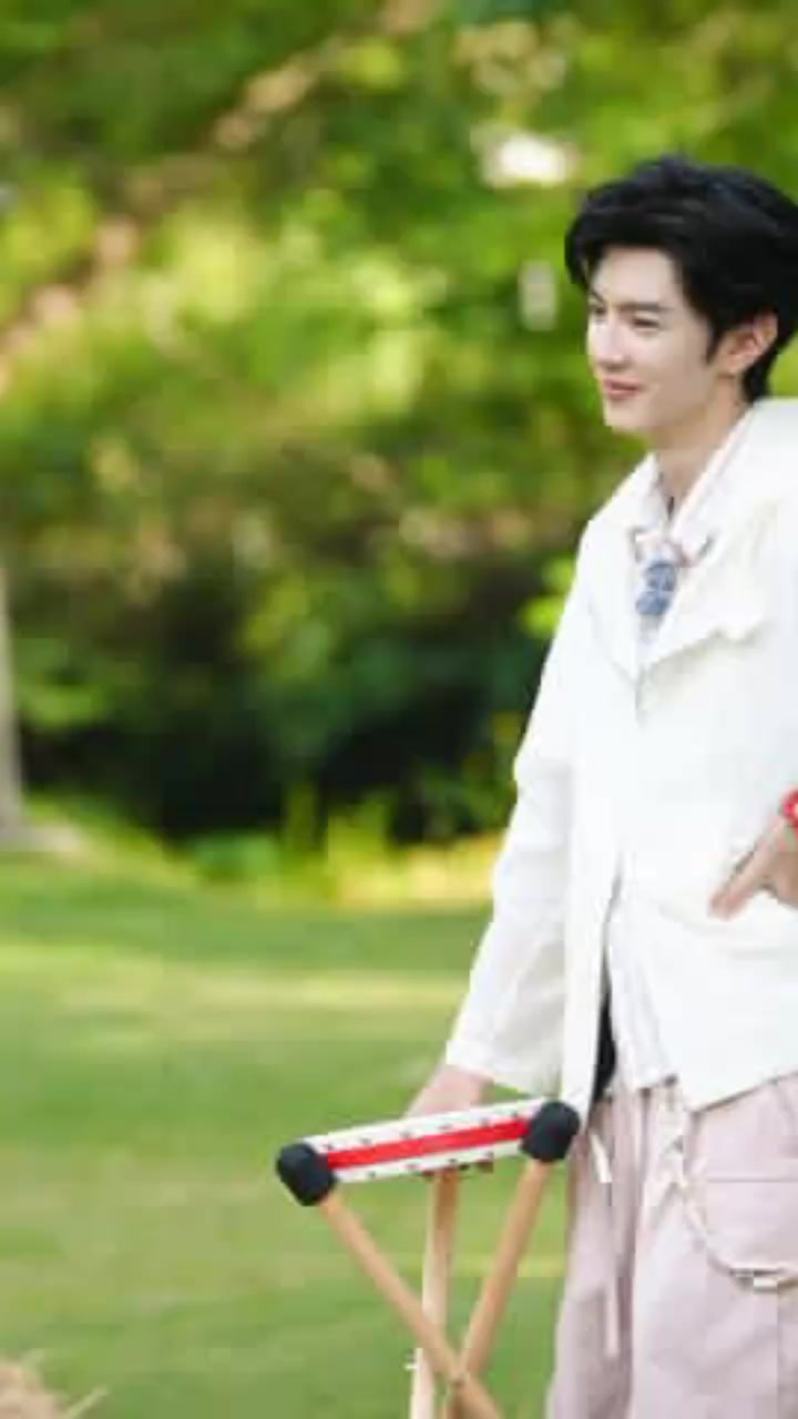 @yui💚igot7jayb🌴TR.EE🍂🌳陈哲元