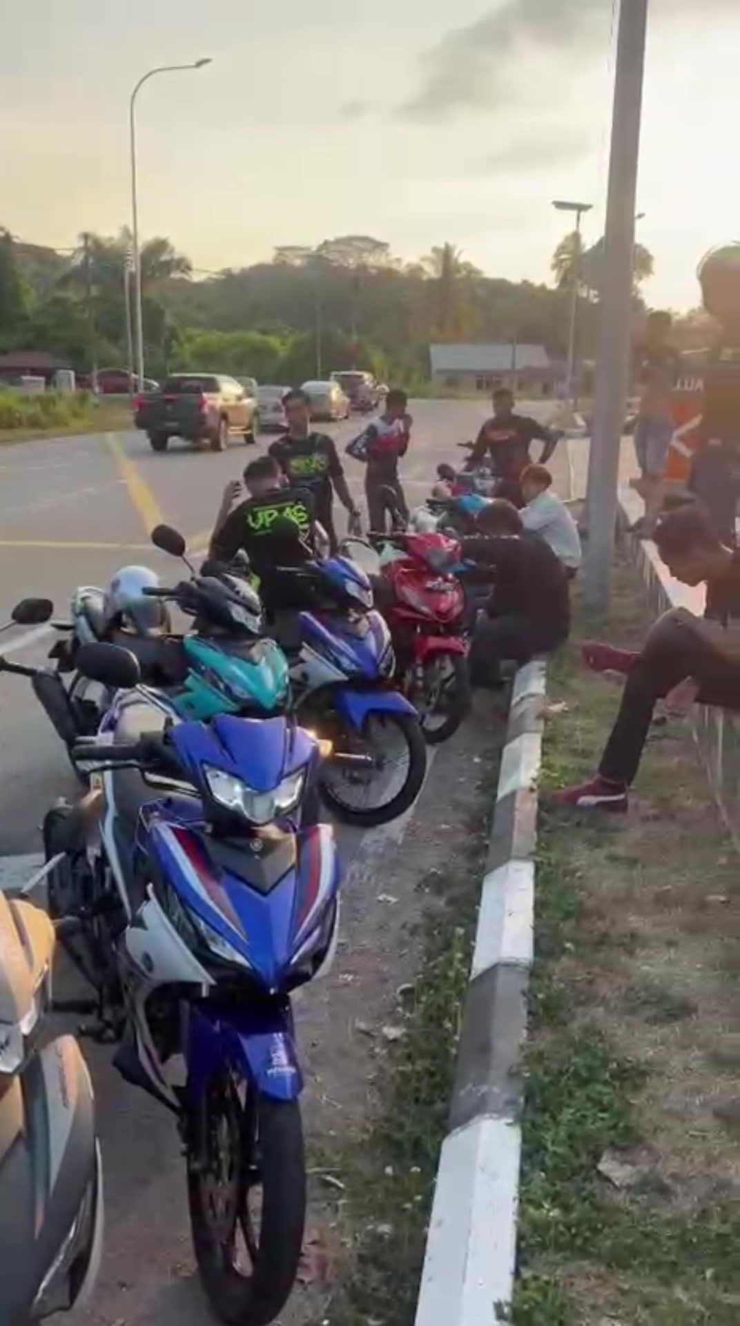 @AKS Machine