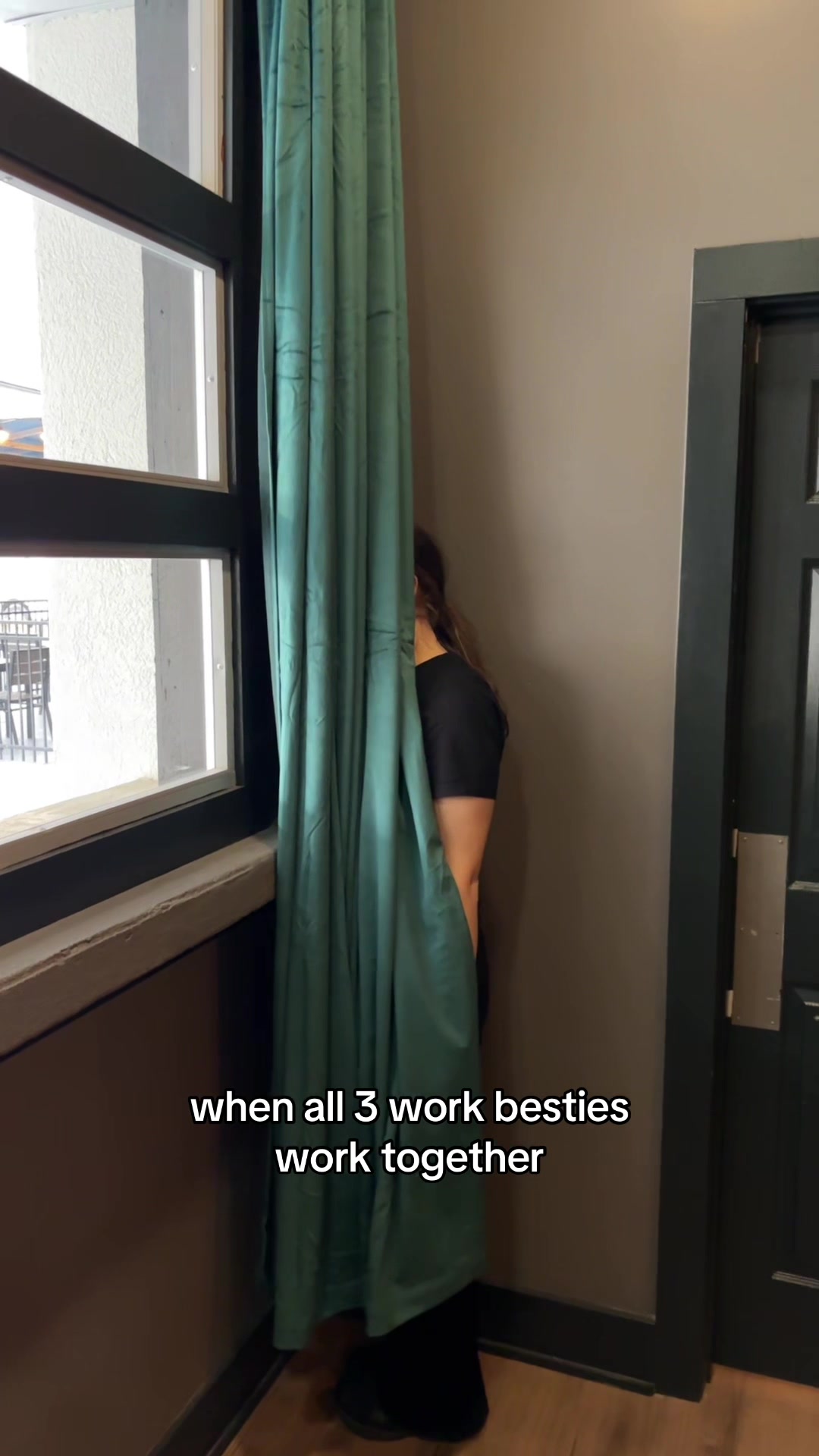 @theecuriouscrew