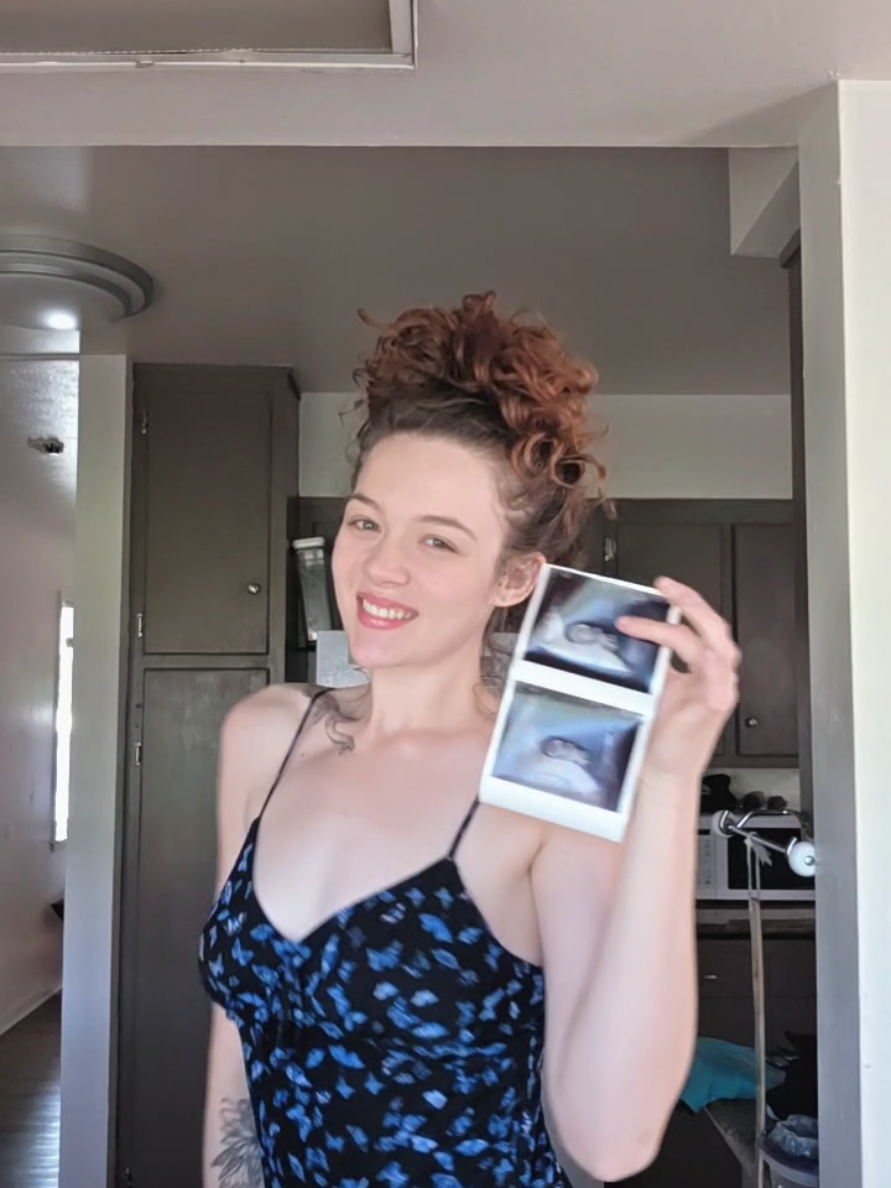 @Queen._.bee