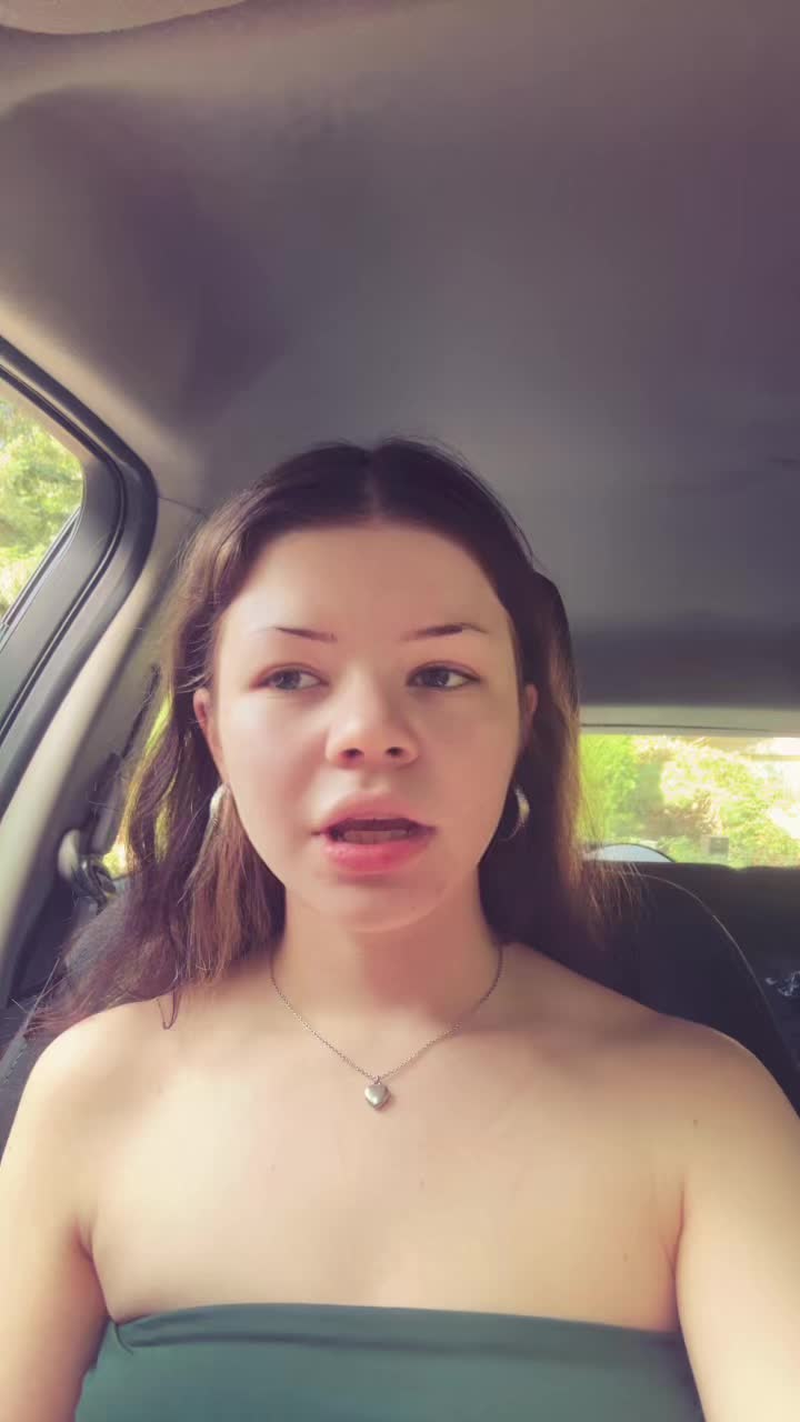 @queen of hotboxing