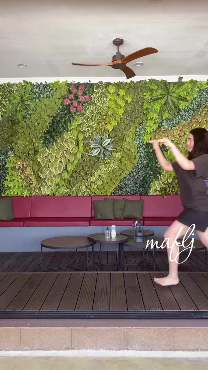 @m🌴