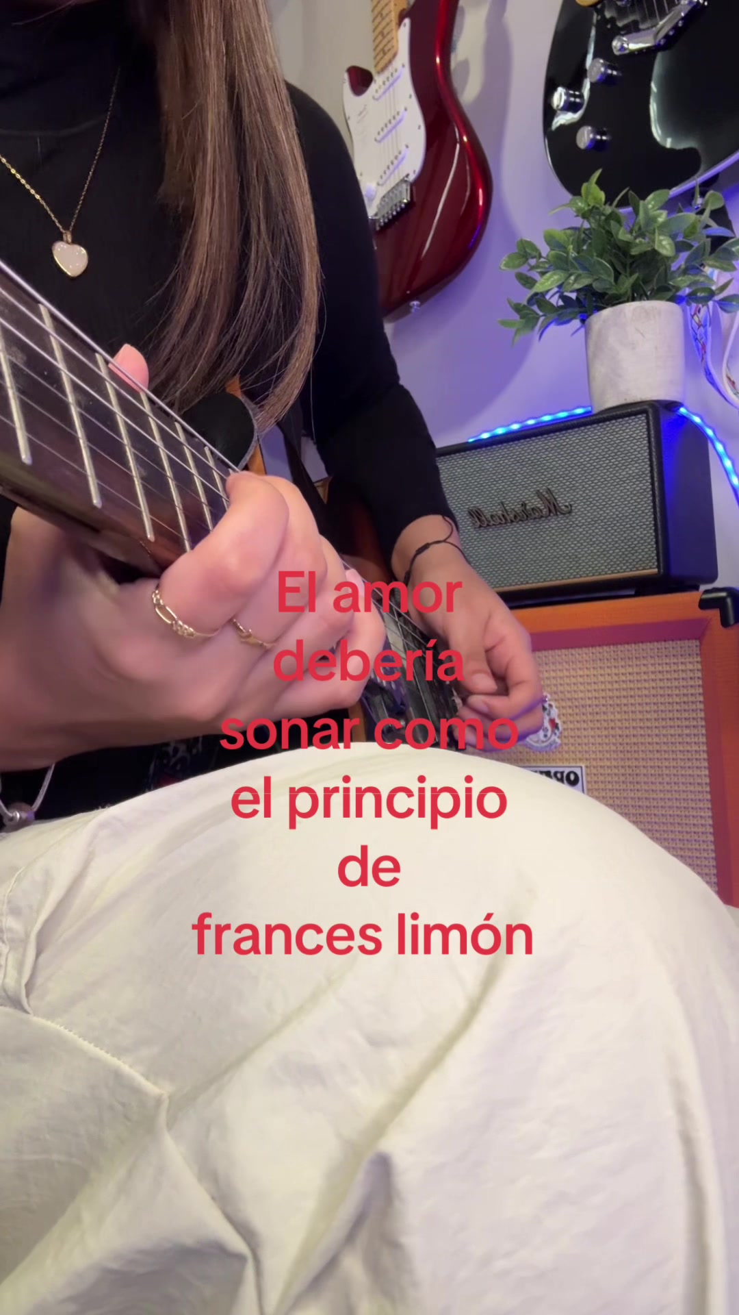 @Camila Alanis