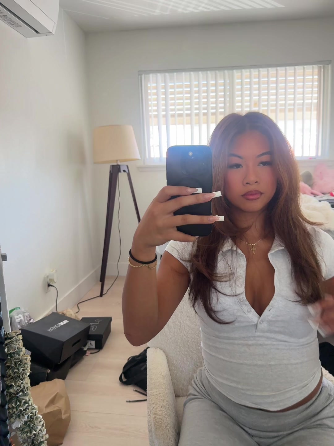 @ella