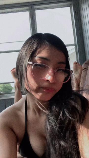 @AlexaVlley69