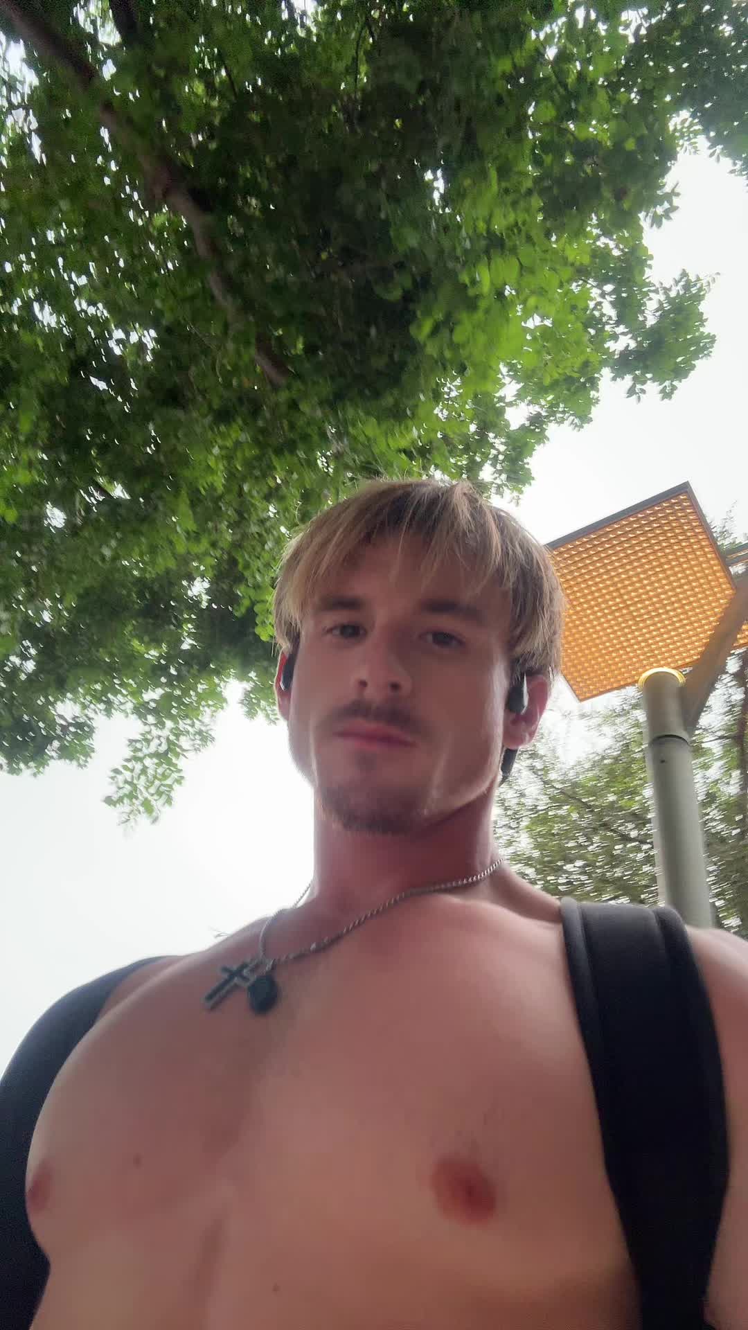@ryan_lensi