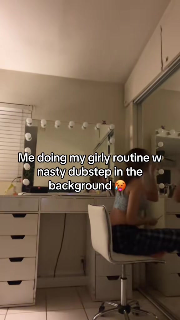 @j<3