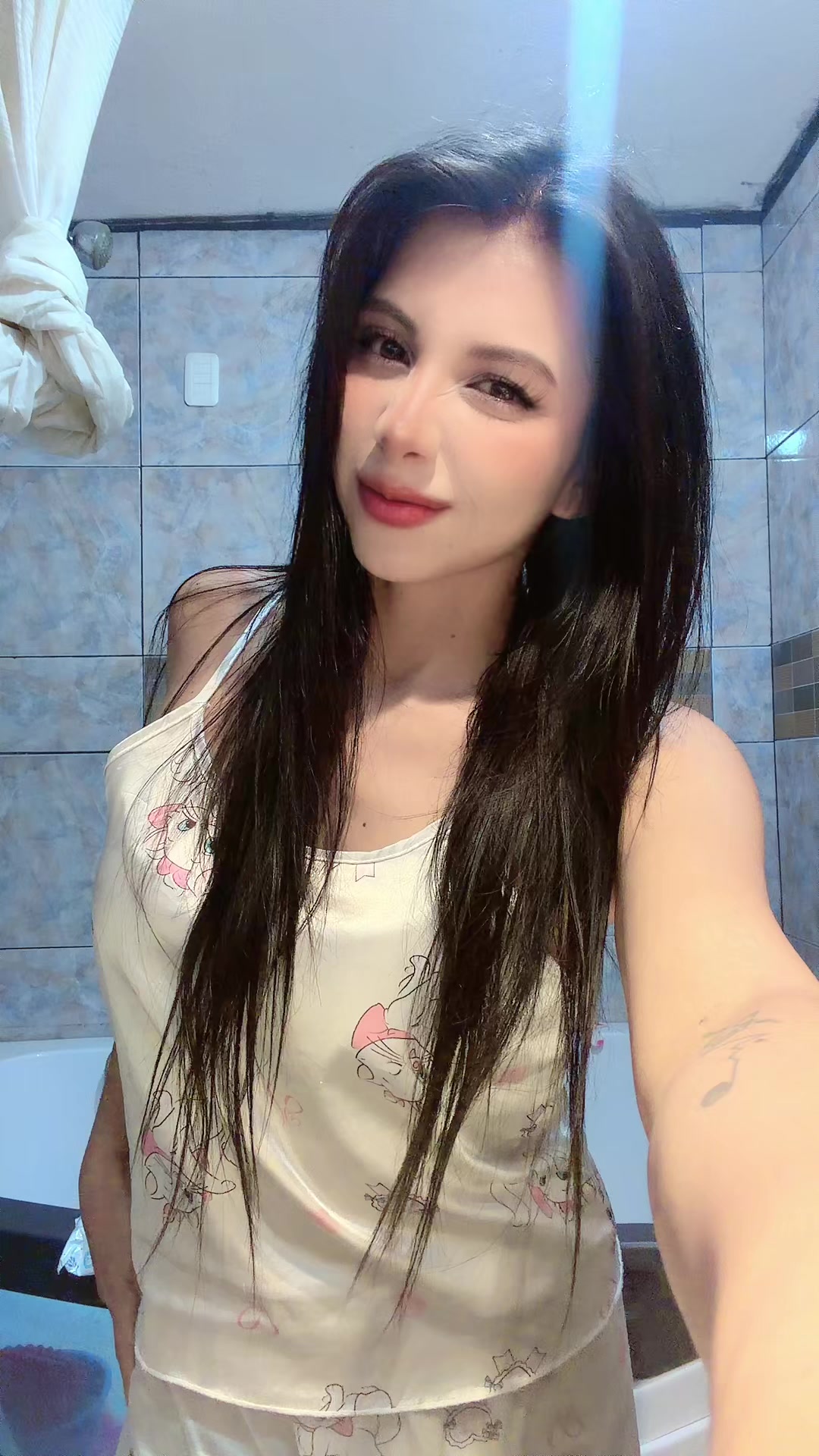 @Gigi 🌙