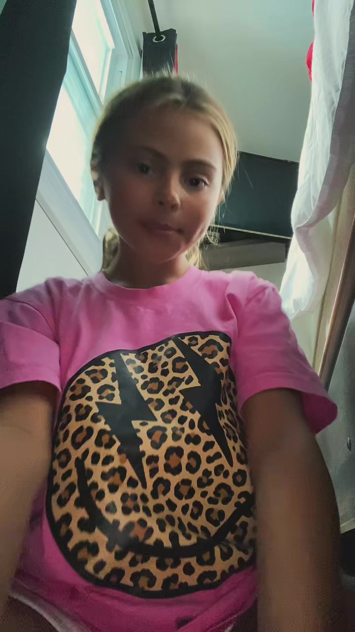 @livyis_🐆🦒🍒😜😝
