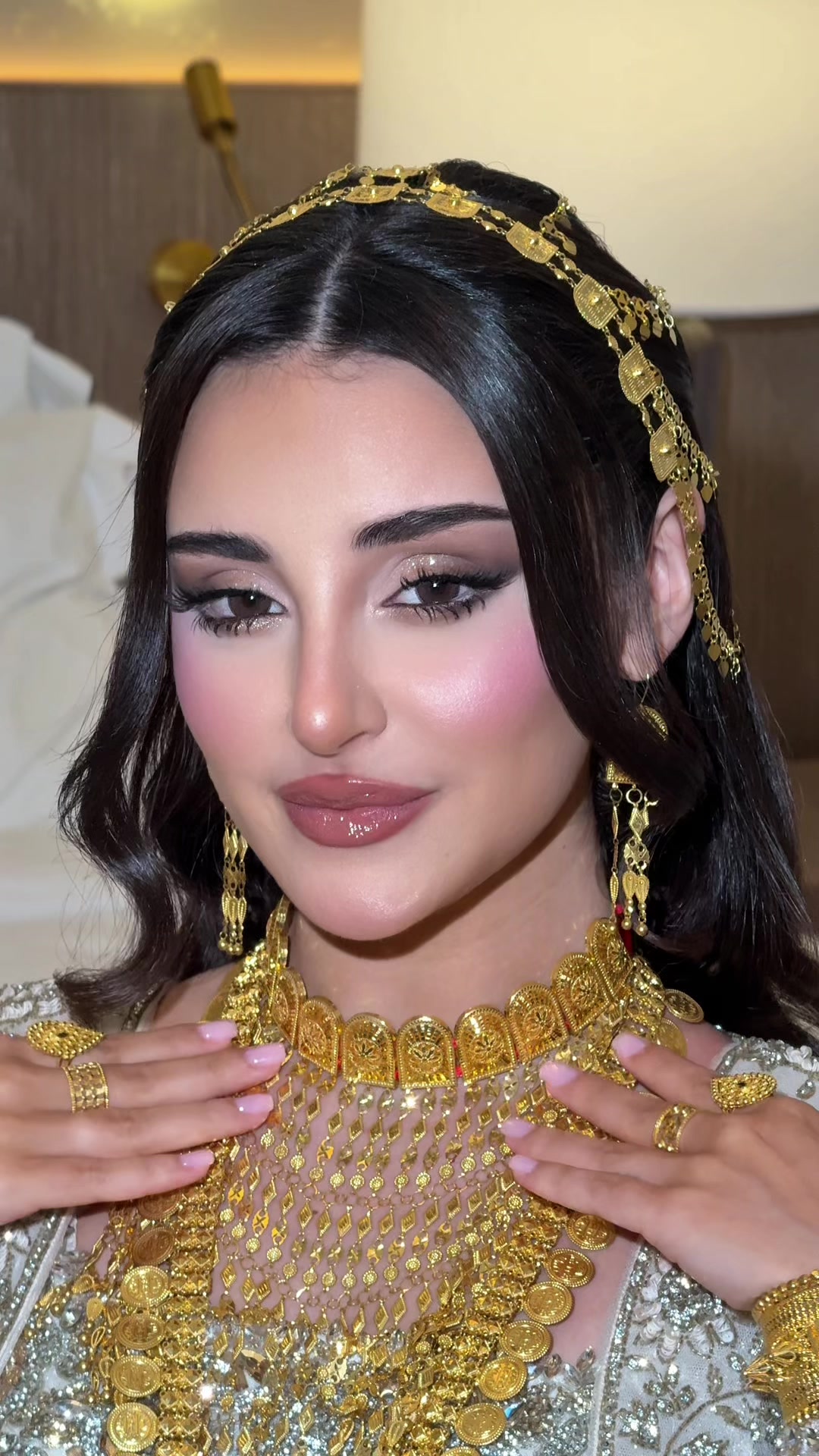 @Aisha makeup artist