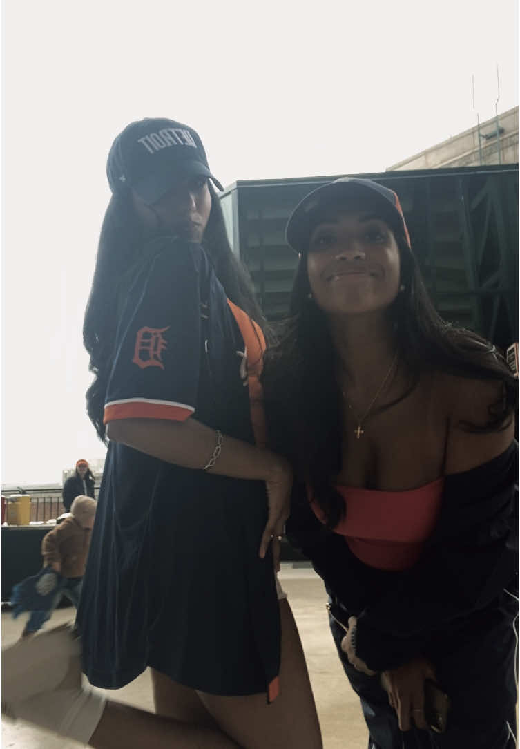 @Vi