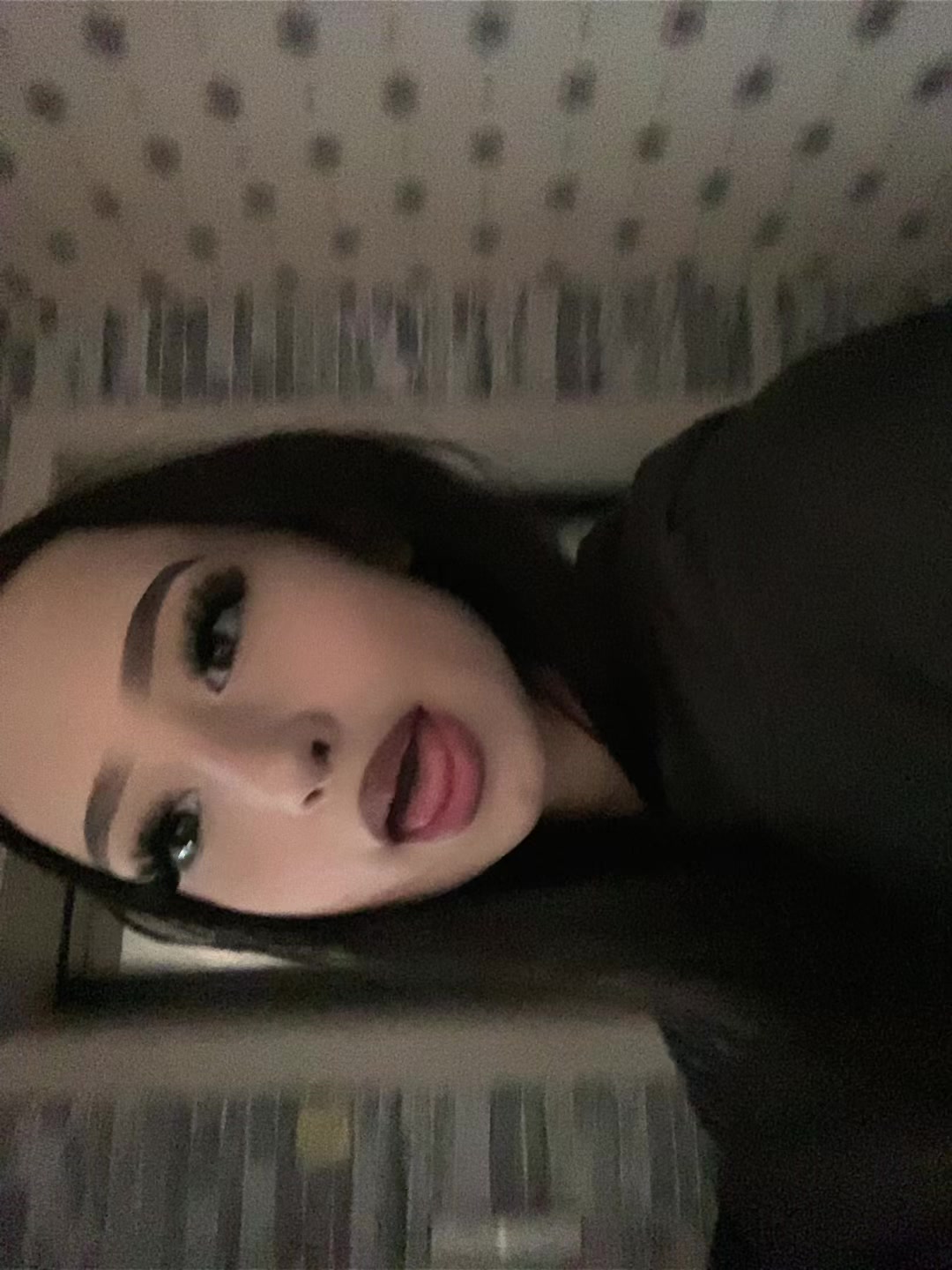 @амели