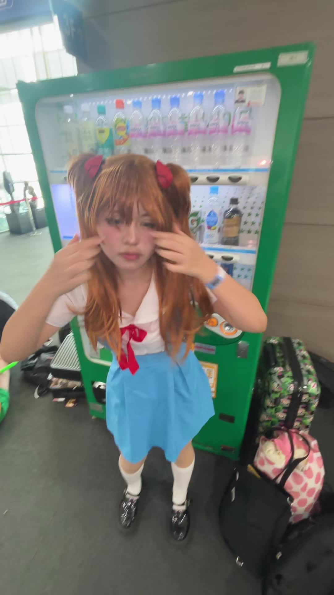 @mり
