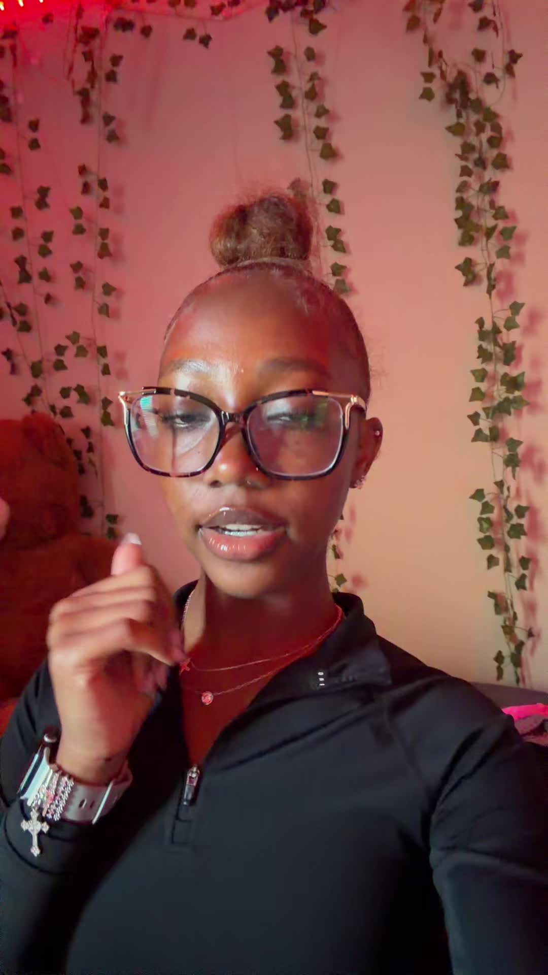 @Raynaa