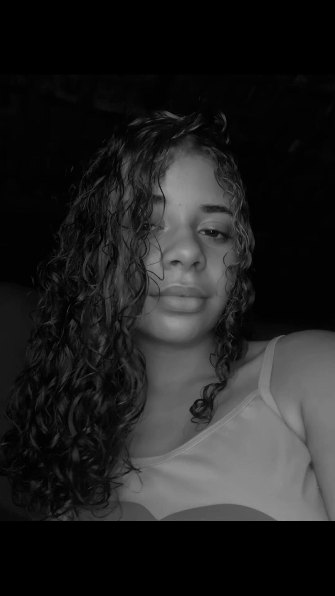 @Alyne Tházia S. ౨ৎ