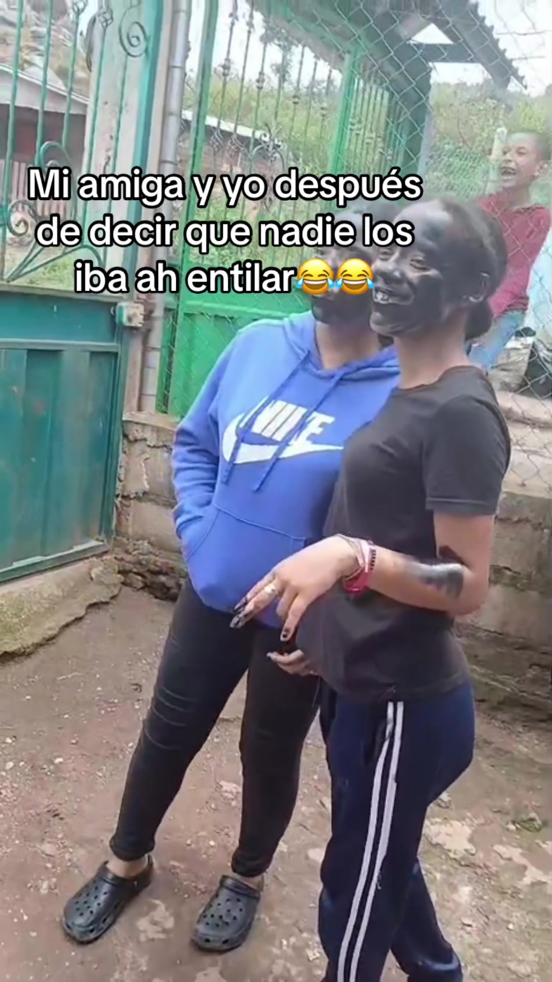 @Las loc@s