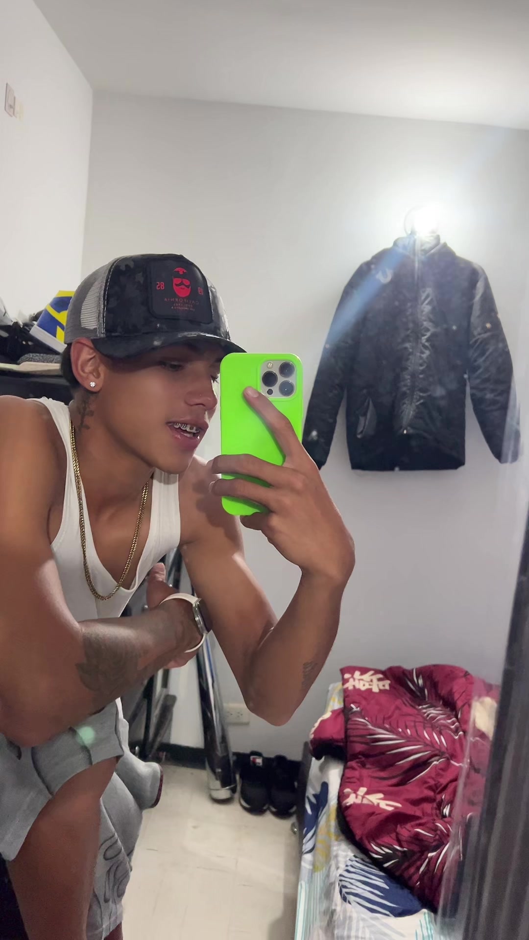 @𝒴.♕