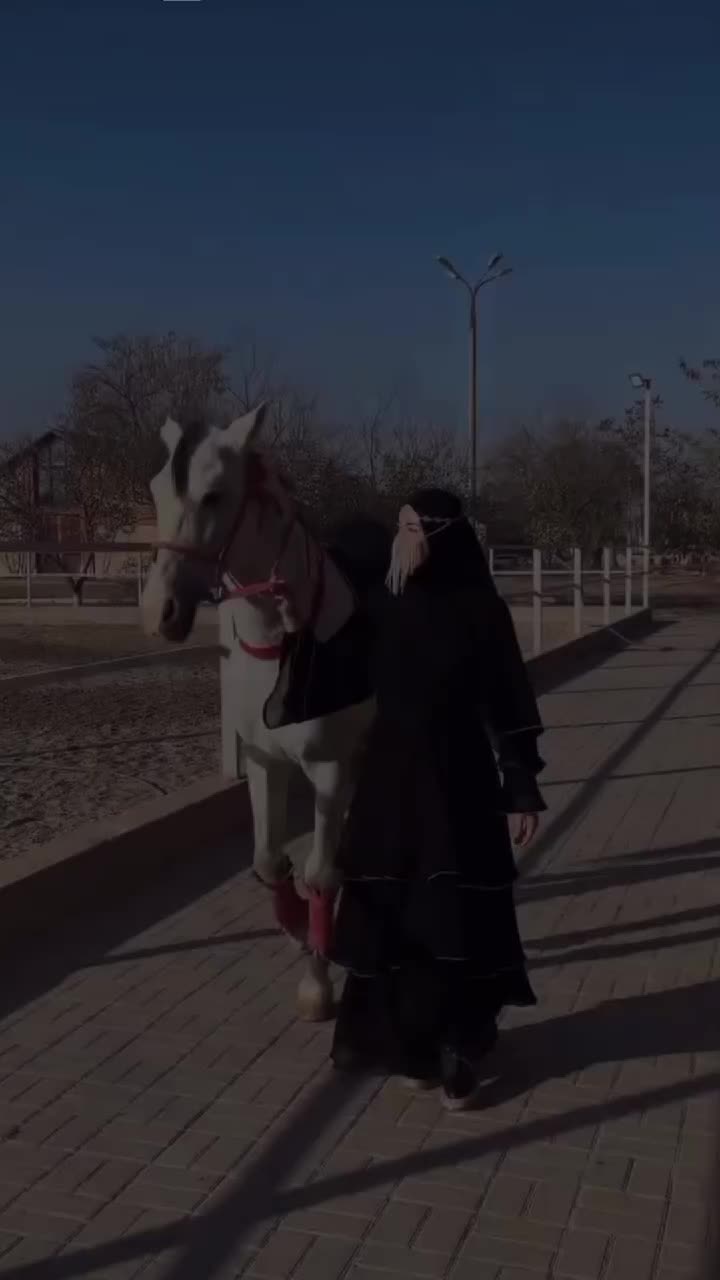 @🖤