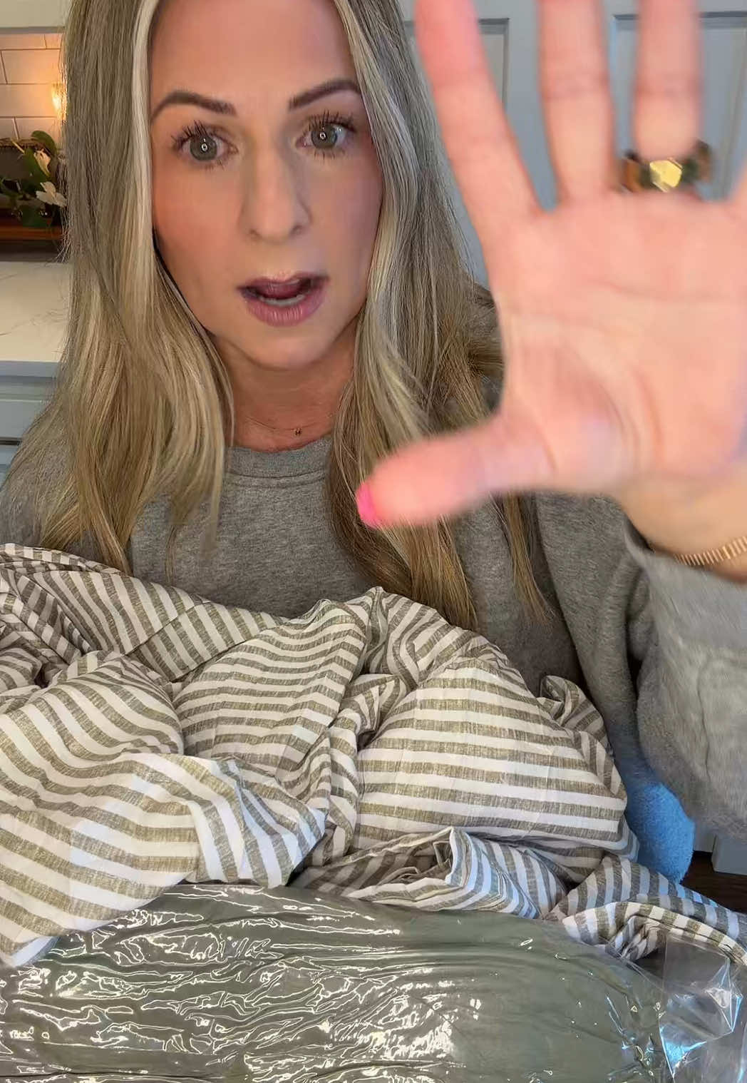 @thesaltyblondestylist