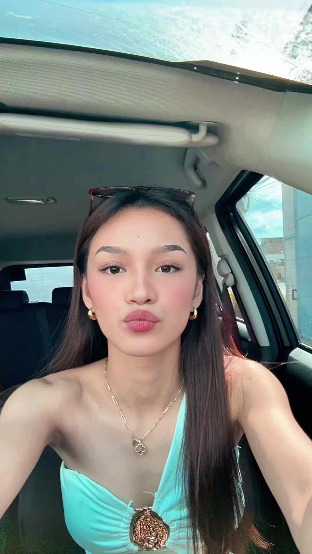 @cheska