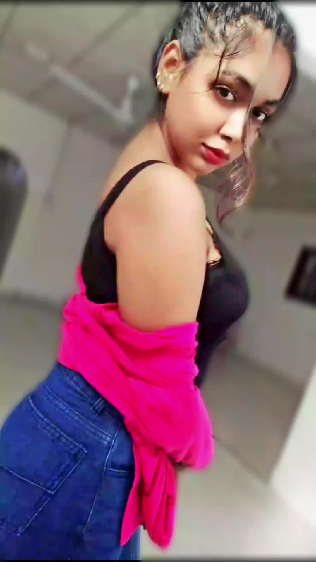 @Nethmi  kathriarachchi 🇱🇰