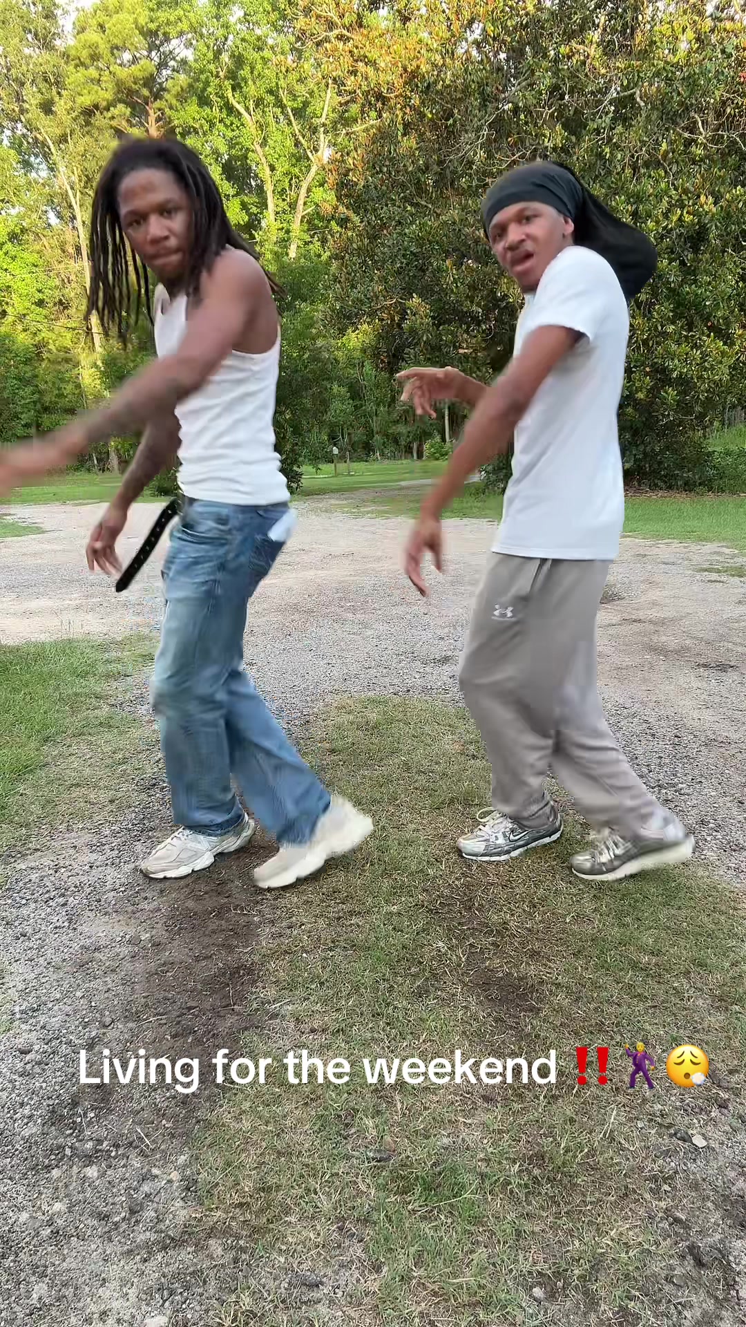 @Ghettotwins_