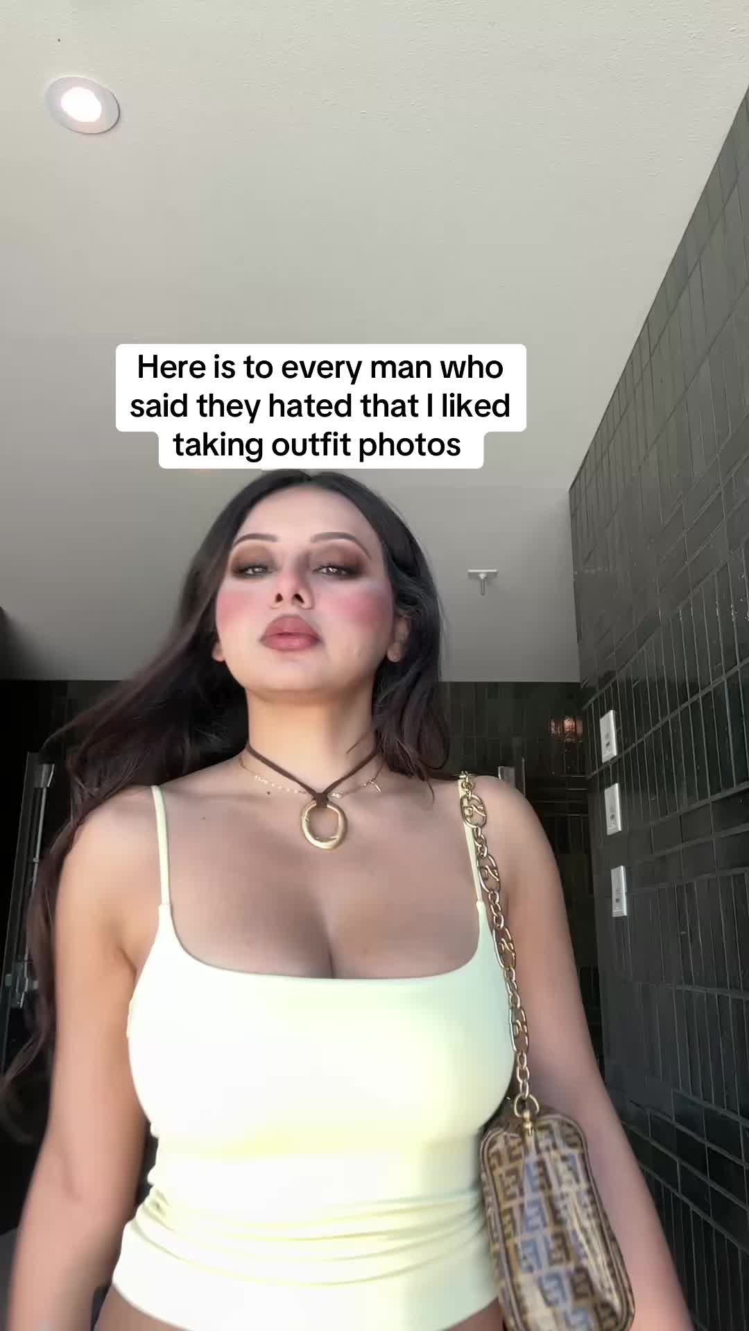 @ohmymina