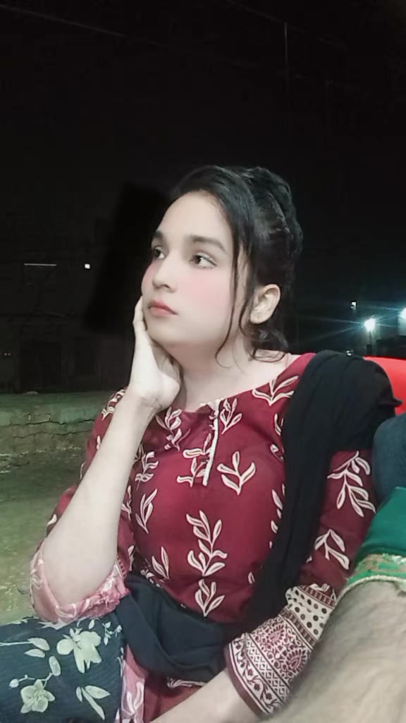 @MADAM HAYA SEXY