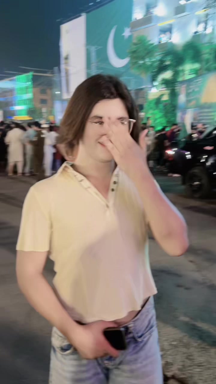@Zarak Khan🥀🇦🇪🥵