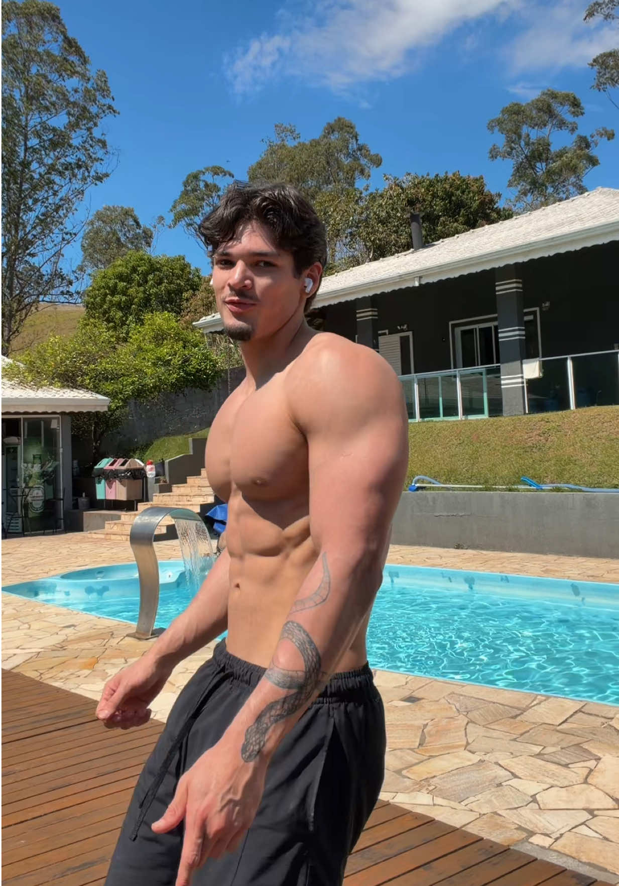 @jeansaint