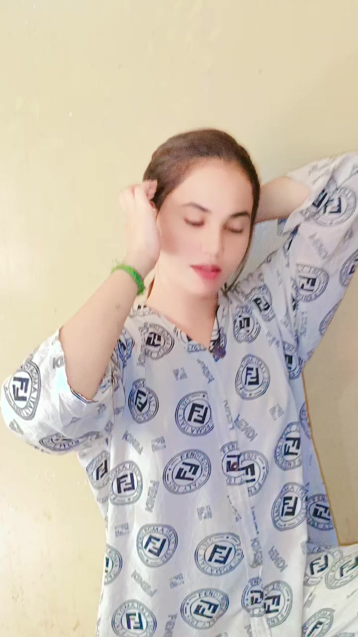 @Anayakhan