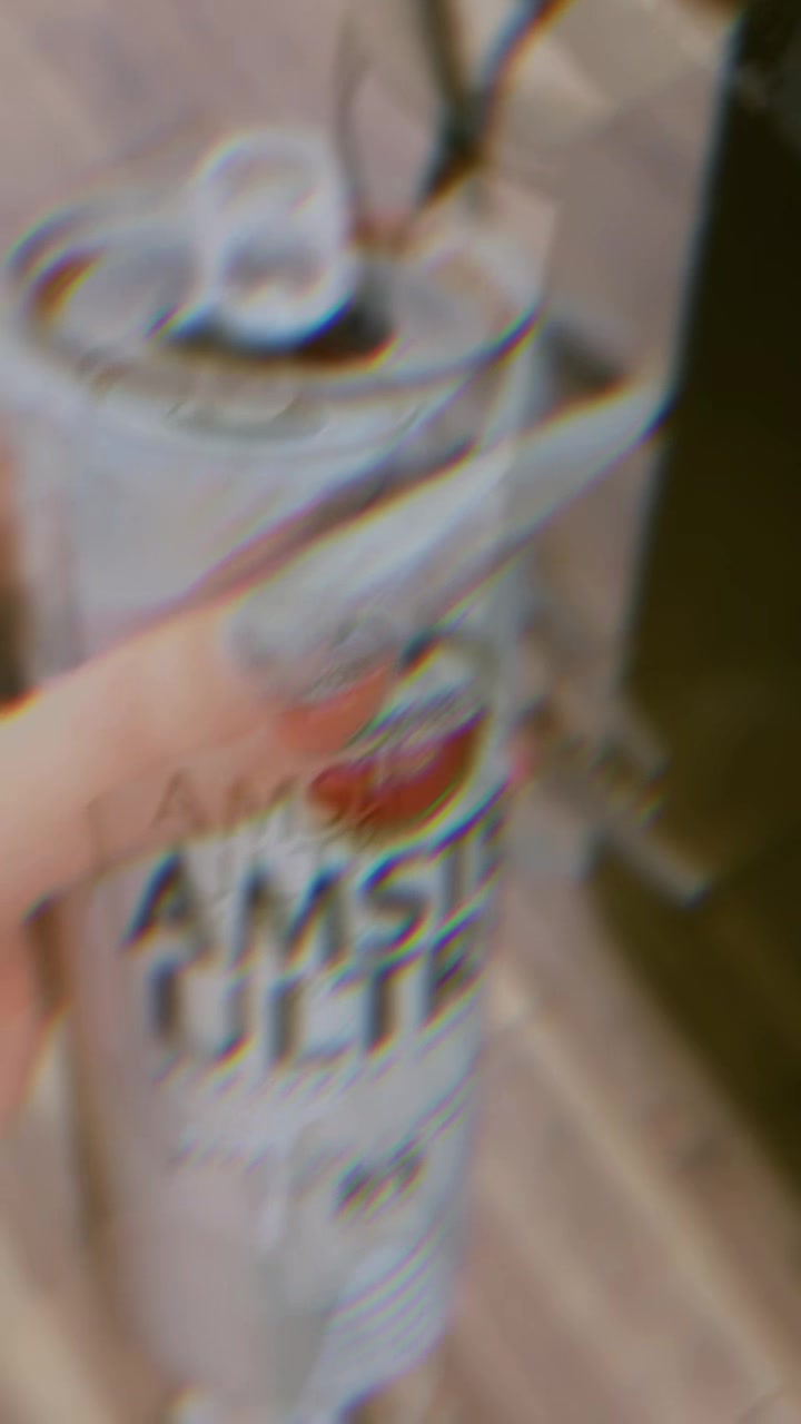 @️