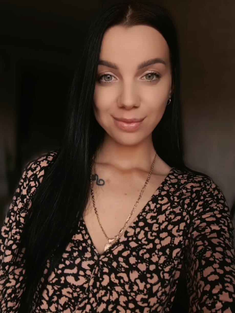 @czarneniebo___