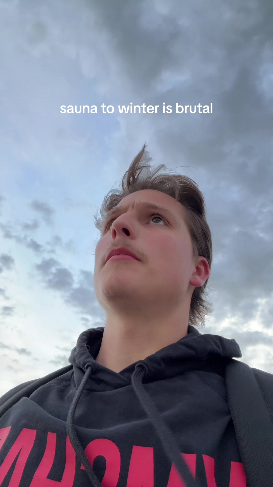 @claytonbull_