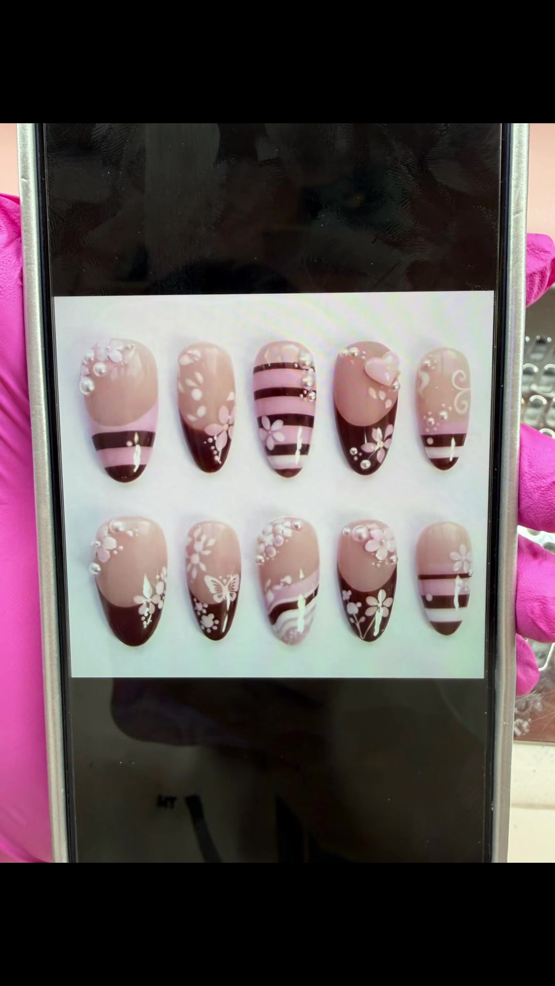 @Lupita Nail Artist