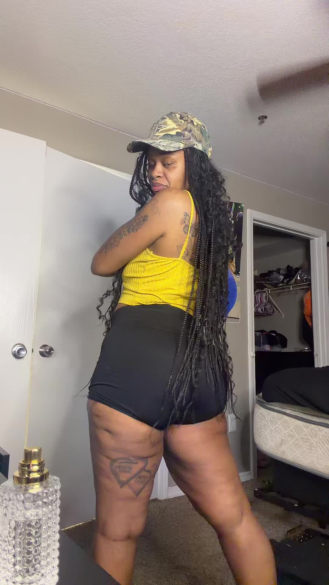 @iiamnicoleeeeee