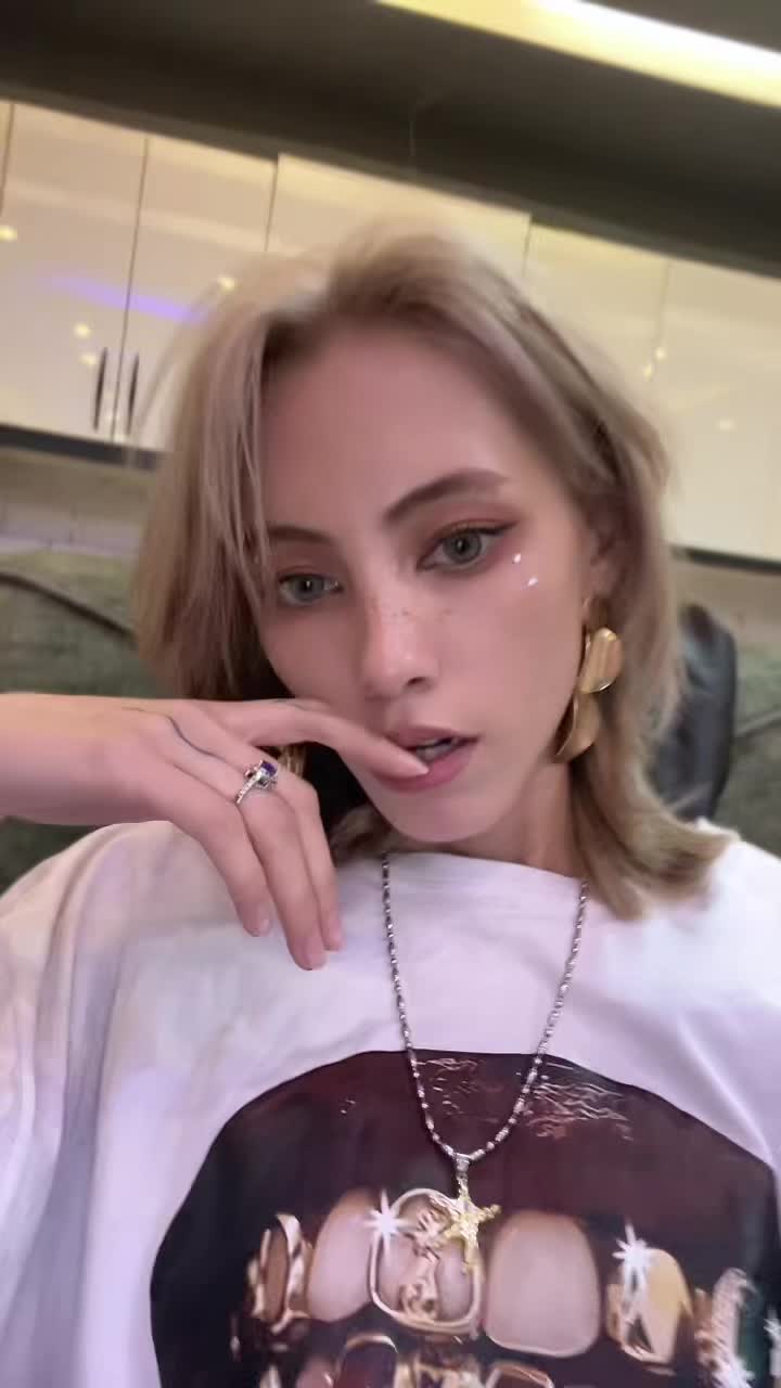 @Nizako