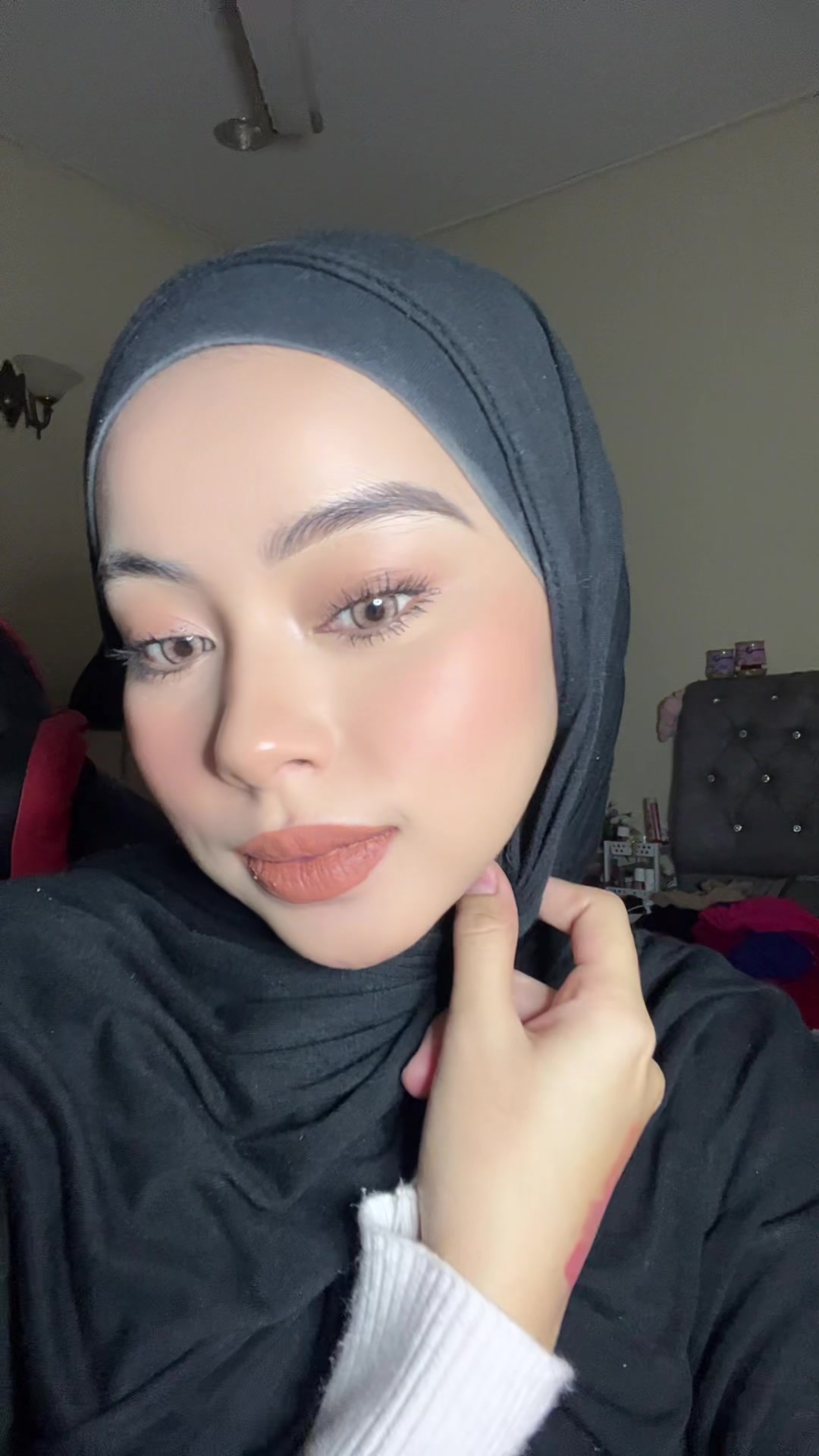 @HASRISYA BEAUTY