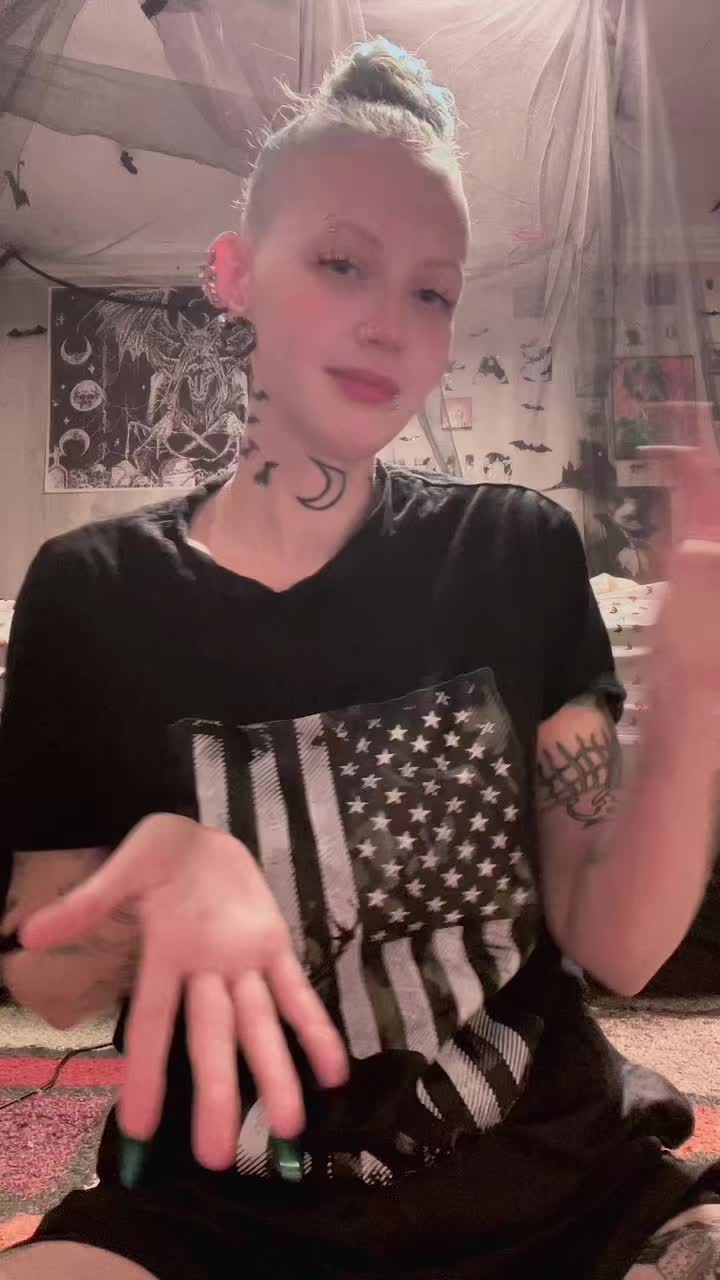 @XxBatQueenxX