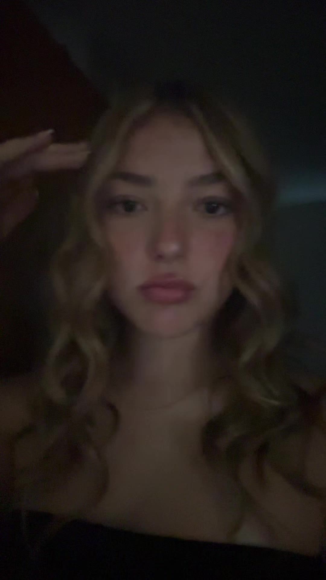 @️