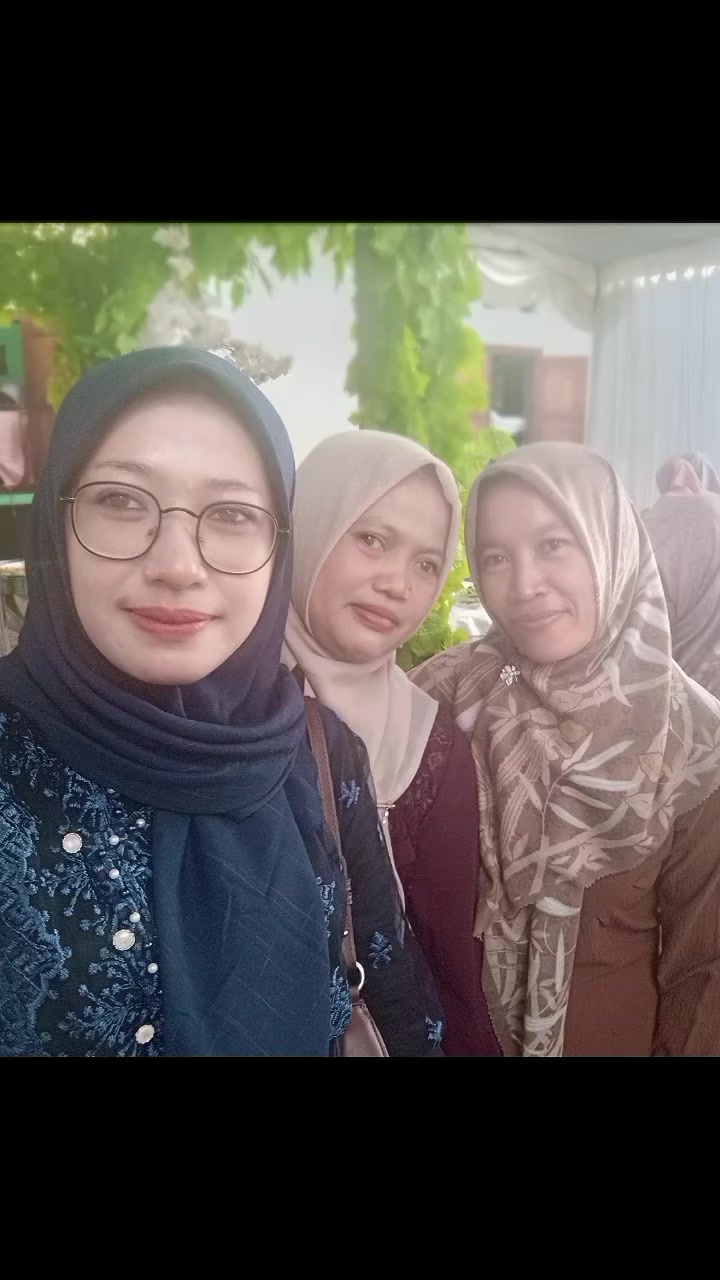 @Nafisa Hijab