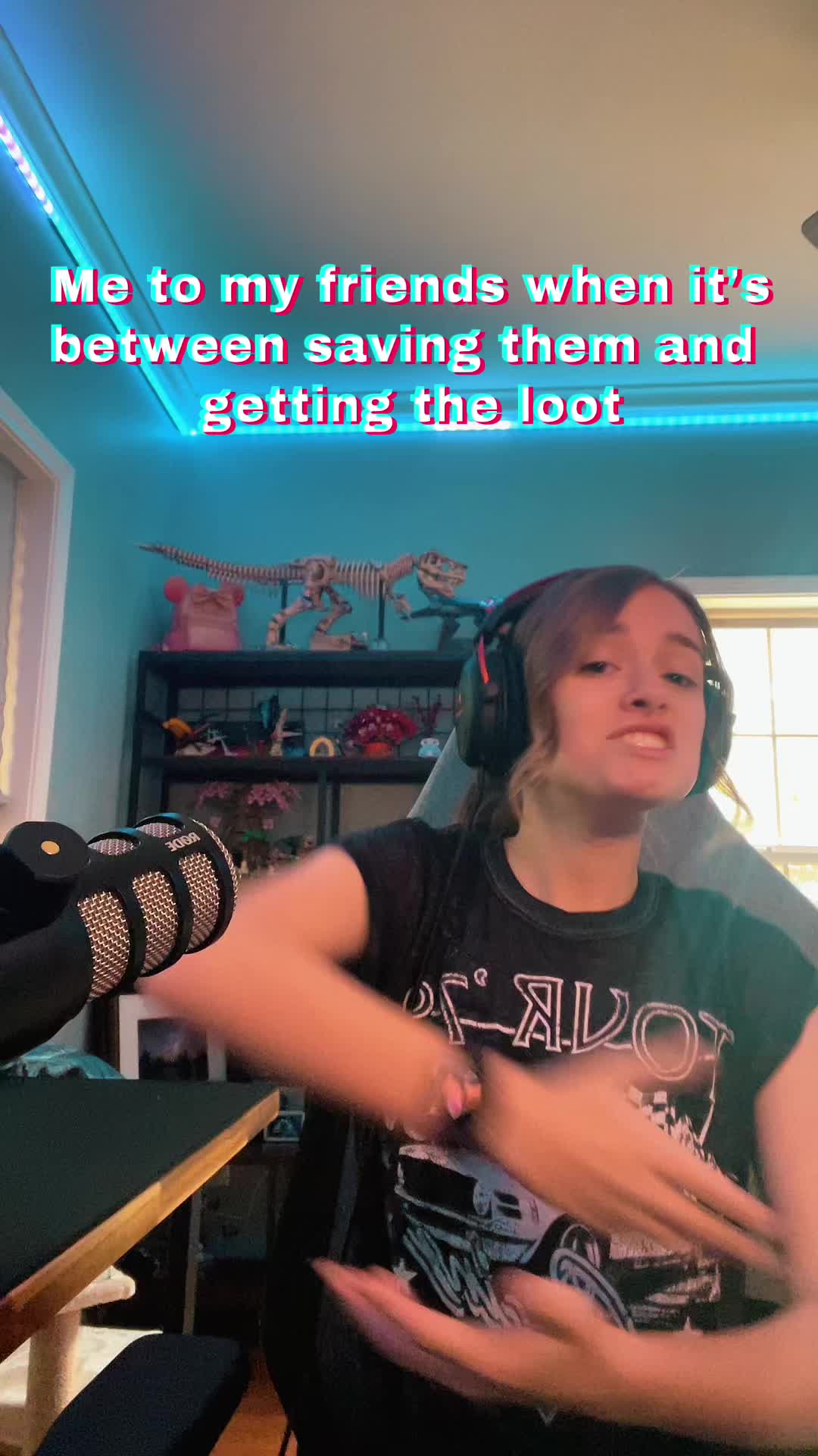 @QueenAnnaRvng